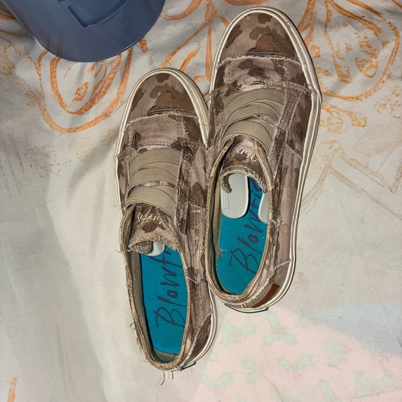 Blowfish Malibu Marley Brown Camo Sneakers - Picture 6 of 7